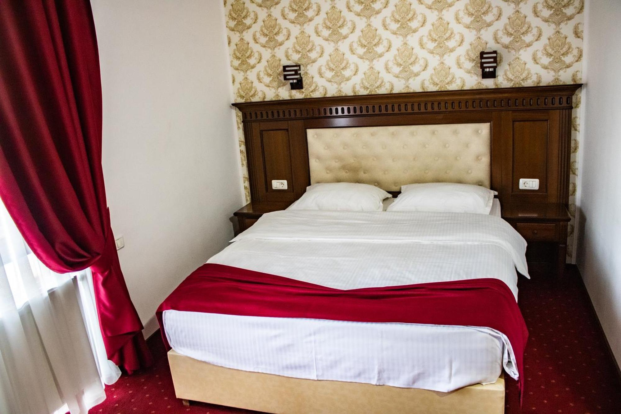 Hotel Rebis Brăila Extérieur photo