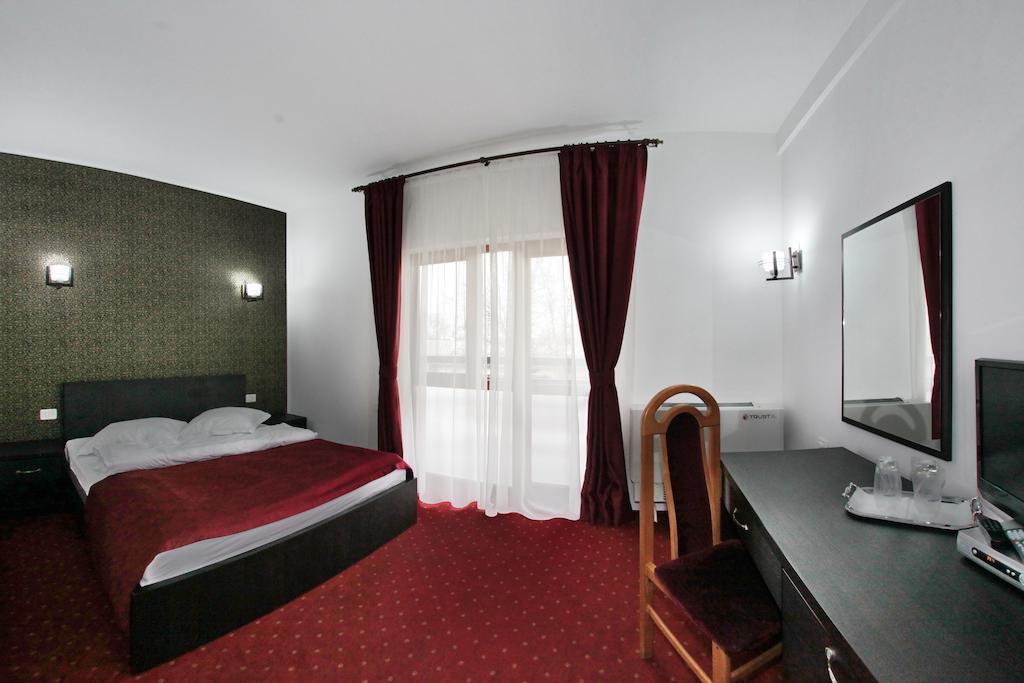 Hotel Rebis Brăila Extérieur photo