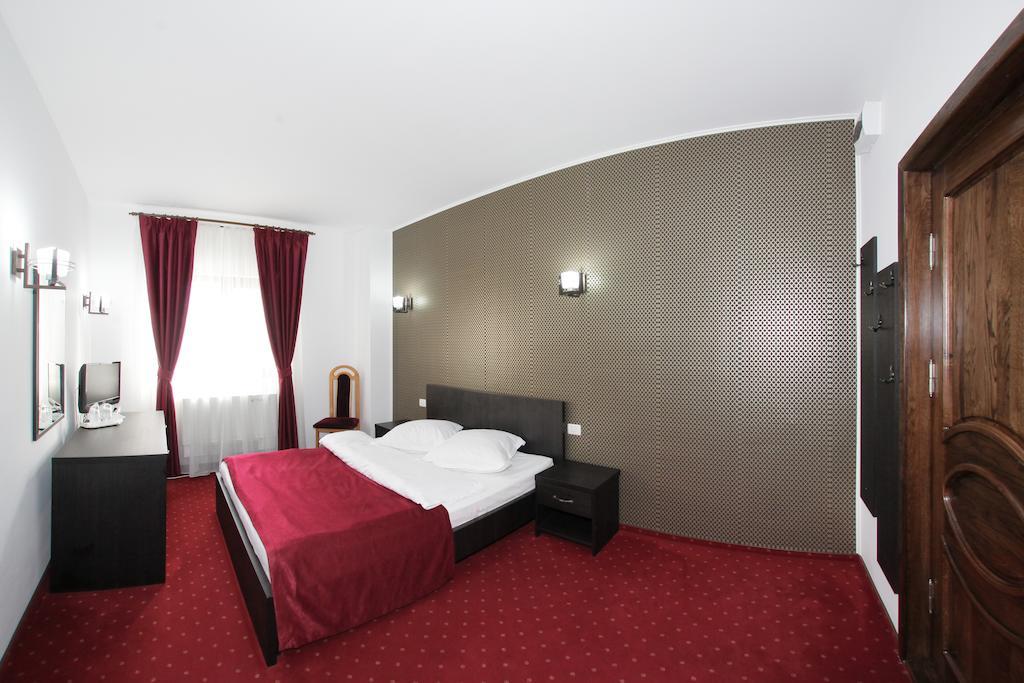 Hotel Rebis Brăila Chambre photo